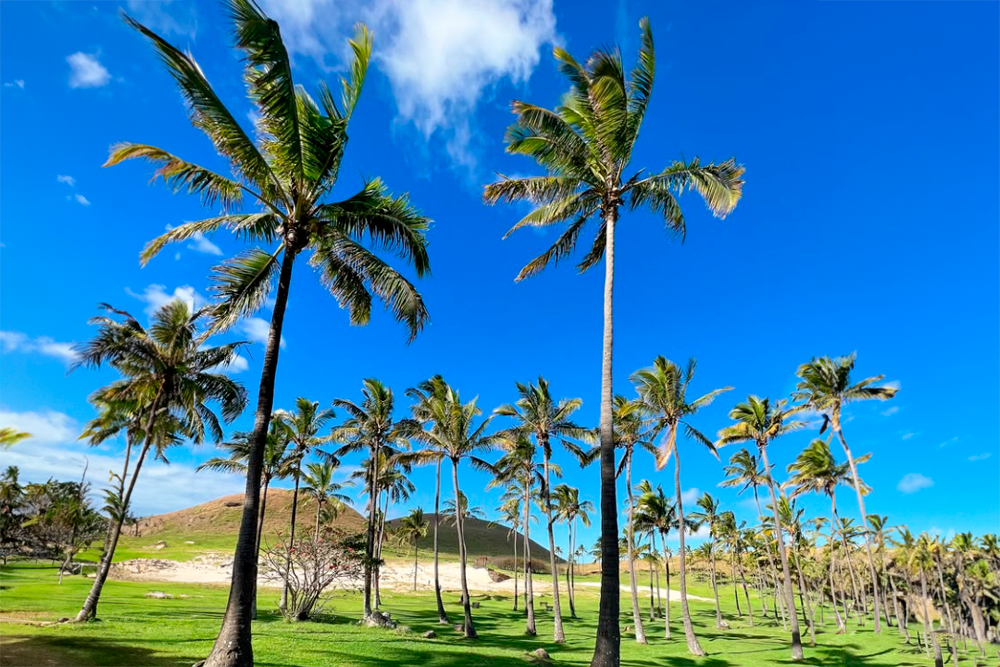 Praia na Ilha de P&aacute;scoa